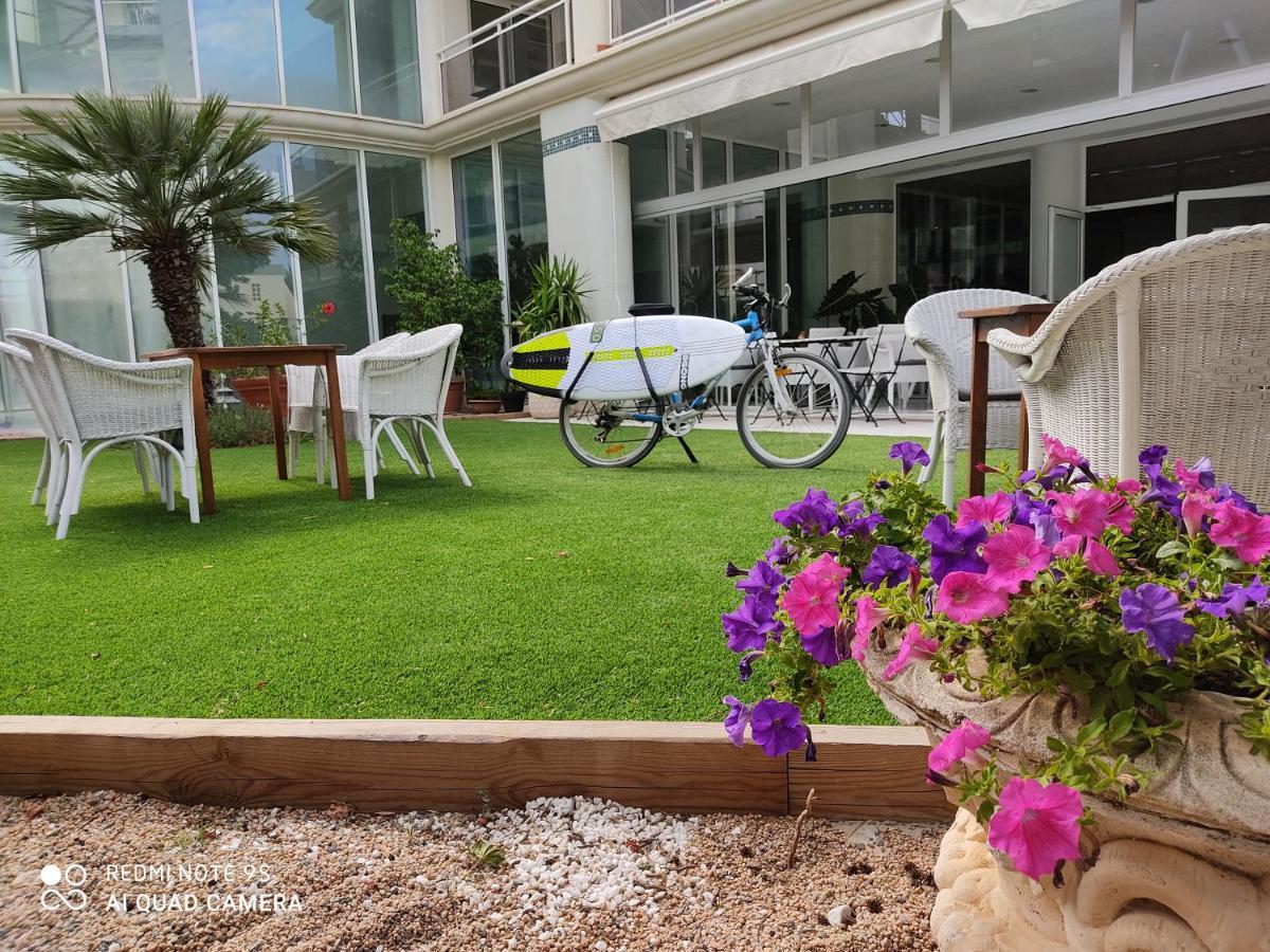 Hotel & Apartaments Thalassa Sport & Spa ロザス エクステリア 写真