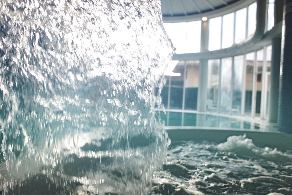Hotel & Apartaments Thalassa Sport & Spa ロザス エクステリア 写真